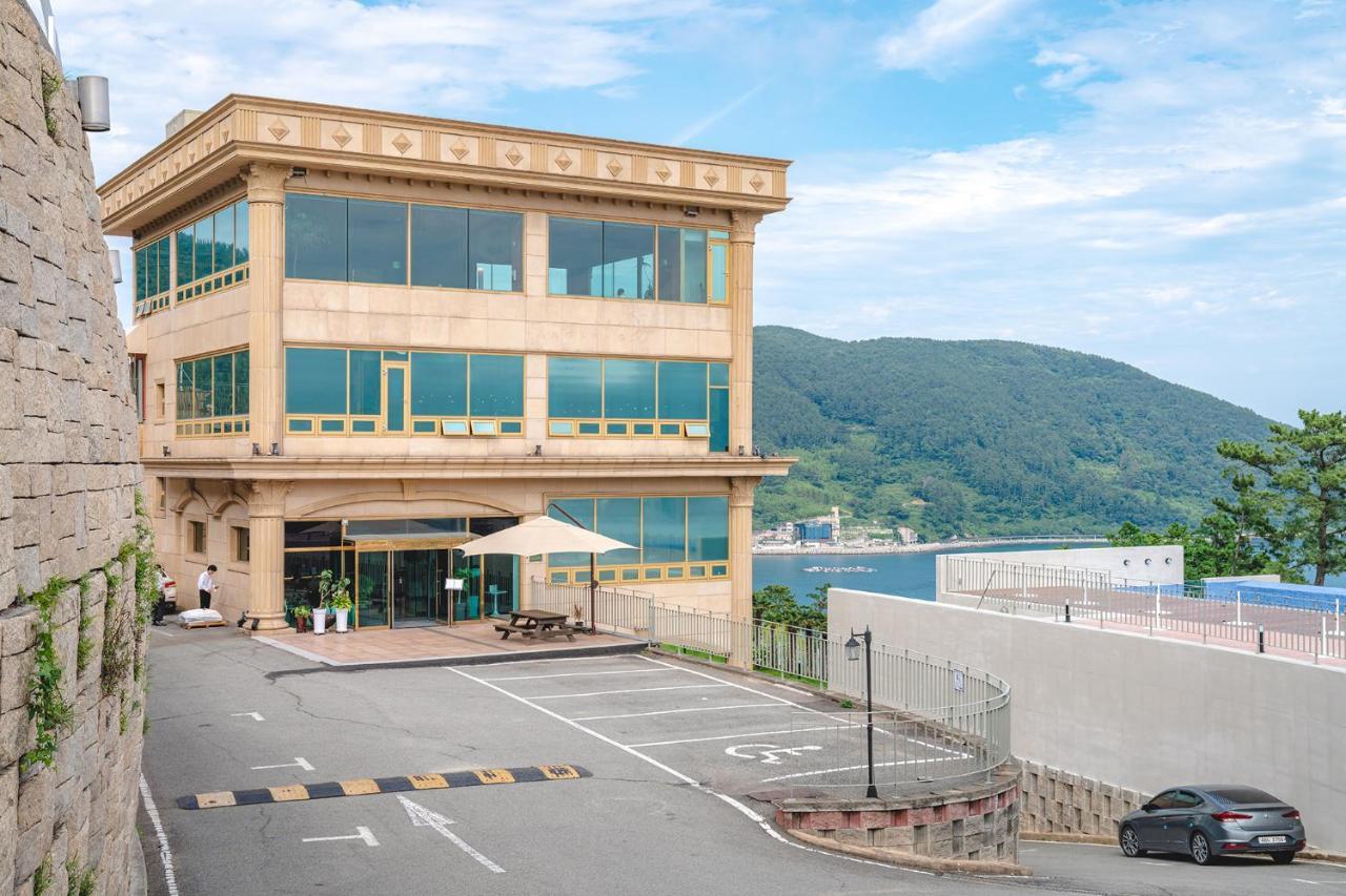 Hotel Sang Sang & Private Sang Sang Pool Villa Geoje Ngoại thất bức ảnh